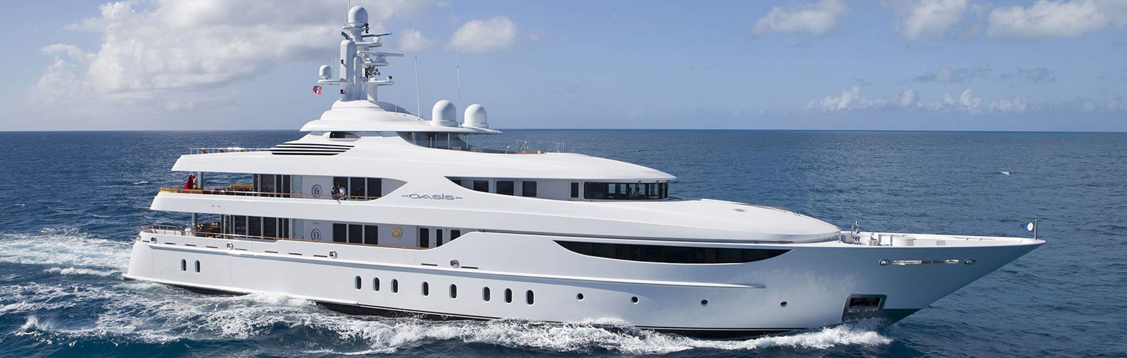 luxury yacht charter destinations carribean bahamas carribean leeward islands main slider 1 5